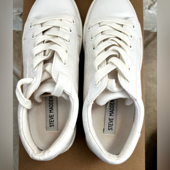 Steve Madden Blade White Platform Sneaker - Picture 9 of 14